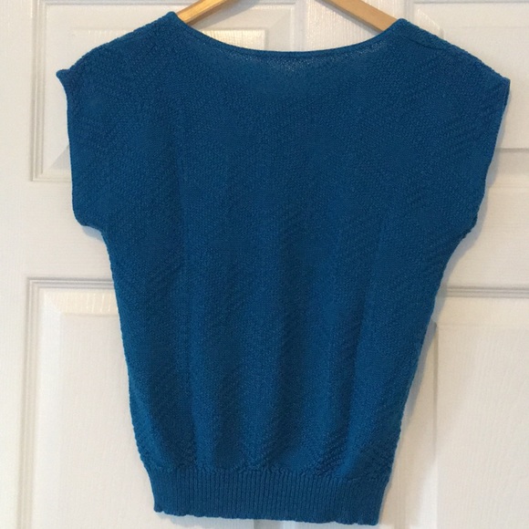 Retro Knit T-Shirt Blouse - Picture 4 of 5